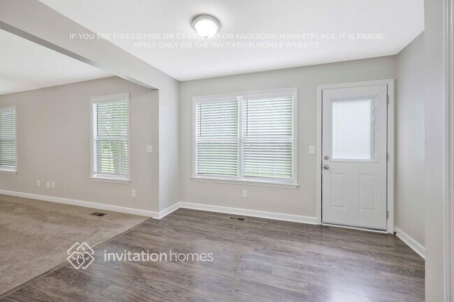 Building Photo - 2825 Jason Ct