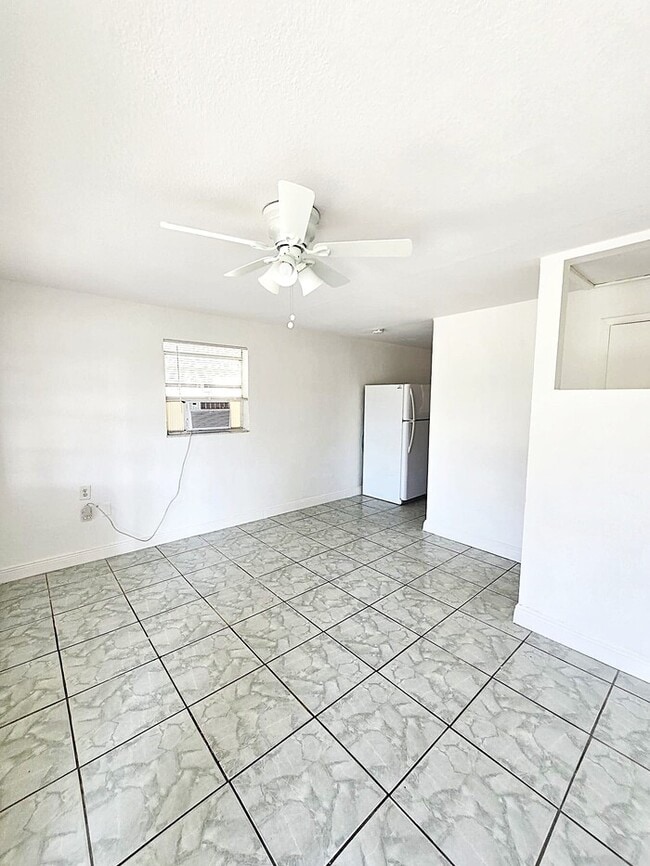 Building Photo - 3135 Blount St