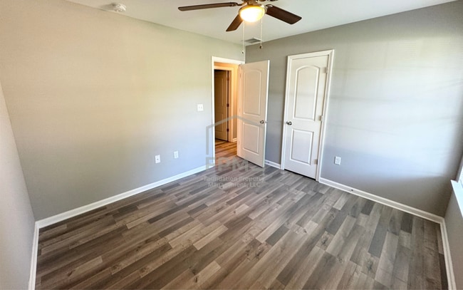 Building Photo - 4428 Guildhall Dr
