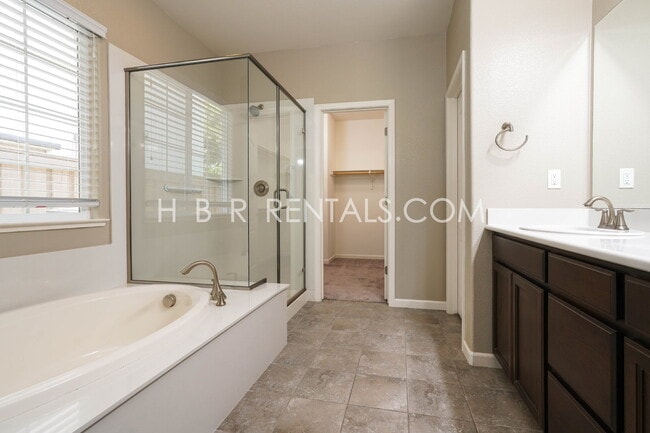 Building Photo - Questa Village - Single Story Charming 3-B...
