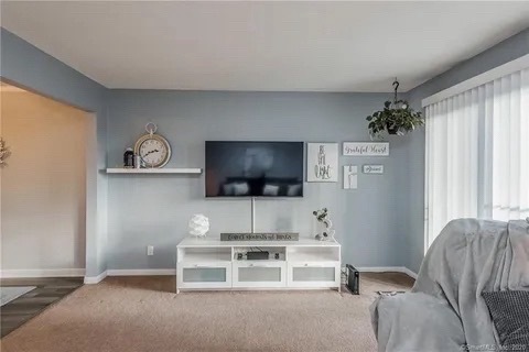 Living Room - 7 Woodland Ave