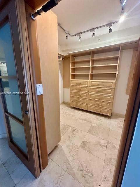 Building Photo - 140 Meridian Ave