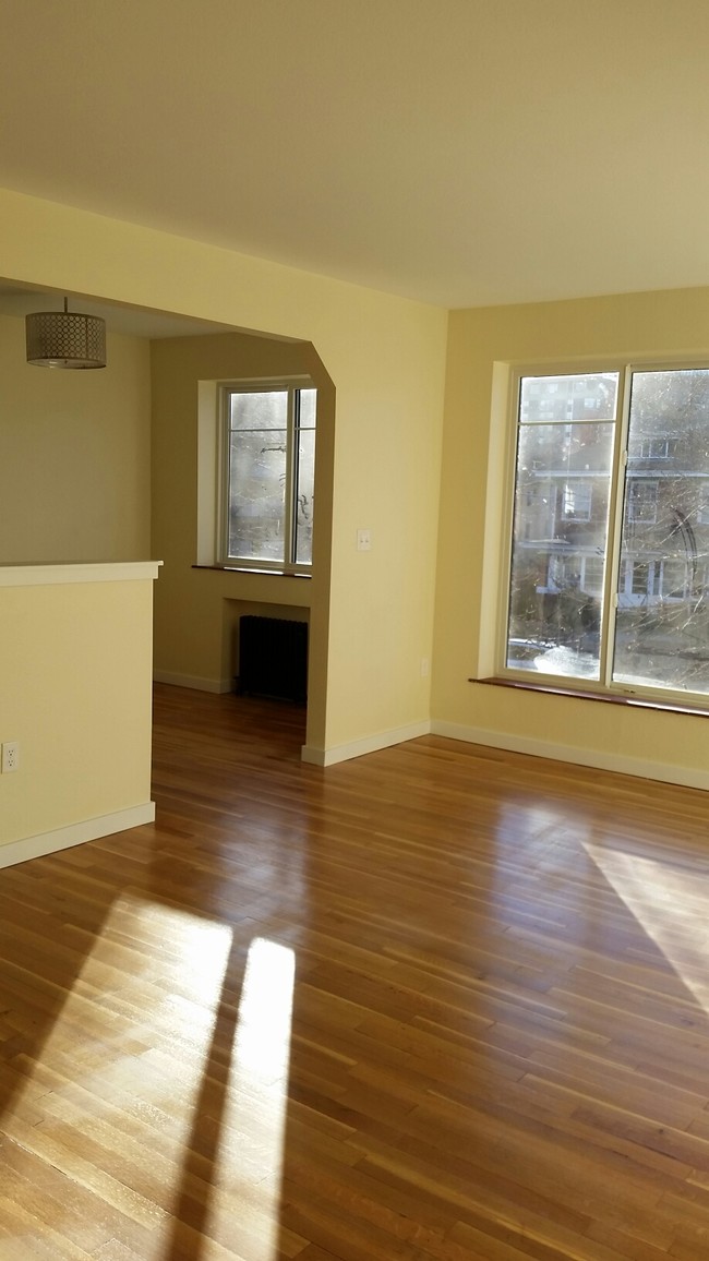 Building Photo - Marlene Apartments