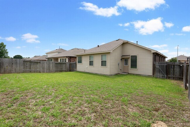 Building Photo - 5126 Chester Springs Ln