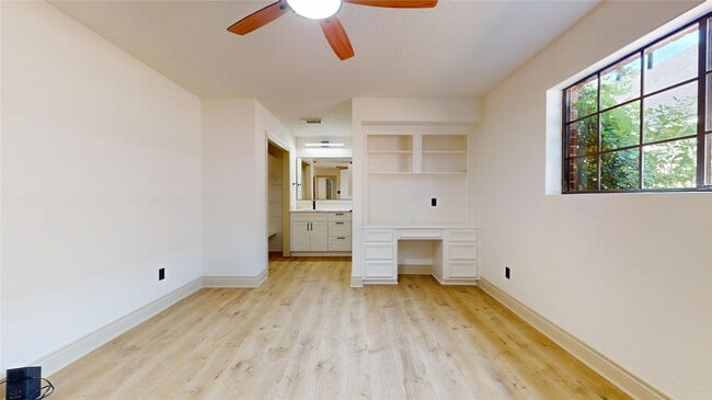 Building Photo - 22010 Rockchester Dr