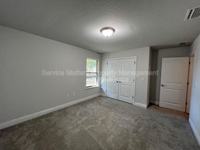 Building Photo - 5955 Parsonage Cir