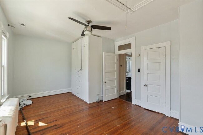 Building Photo - 18 N Allen Ave