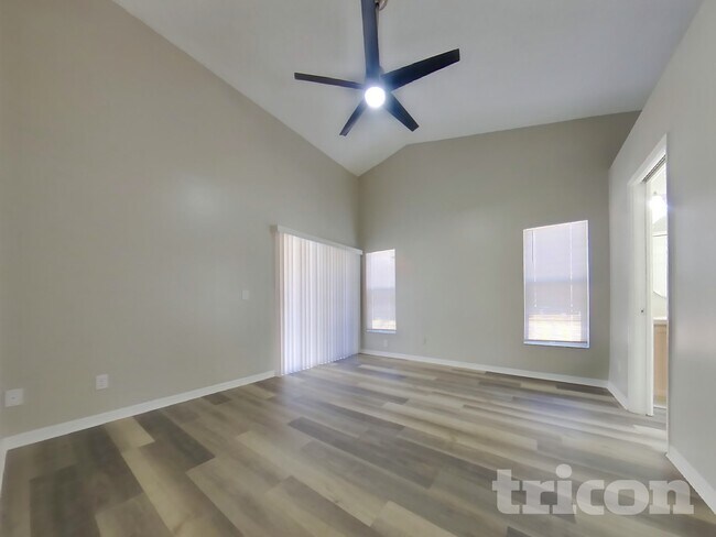 Building Photo - 647 Whitetail Loop