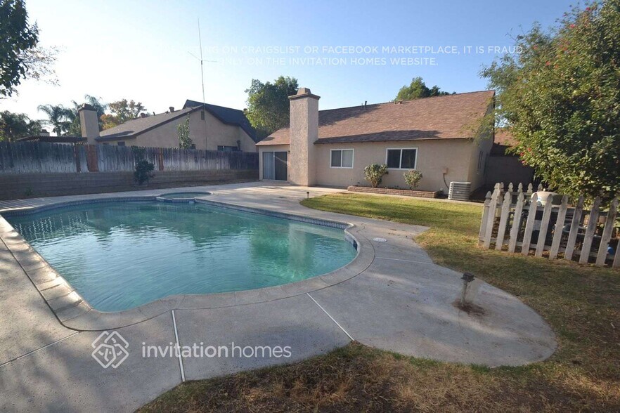 Building Photo - 3065 Hoya Pl