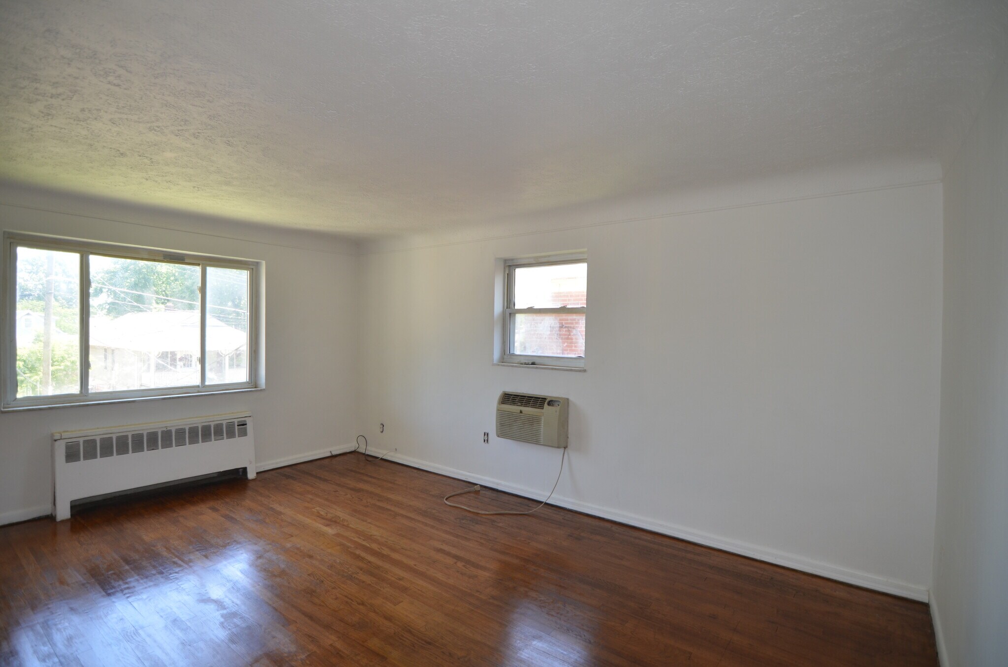 Building Photo - 7121 Delaware Ave