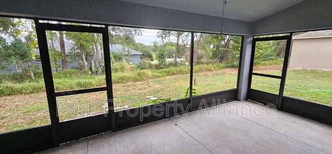 Building Photo - 10600 Cedar Forest Cir