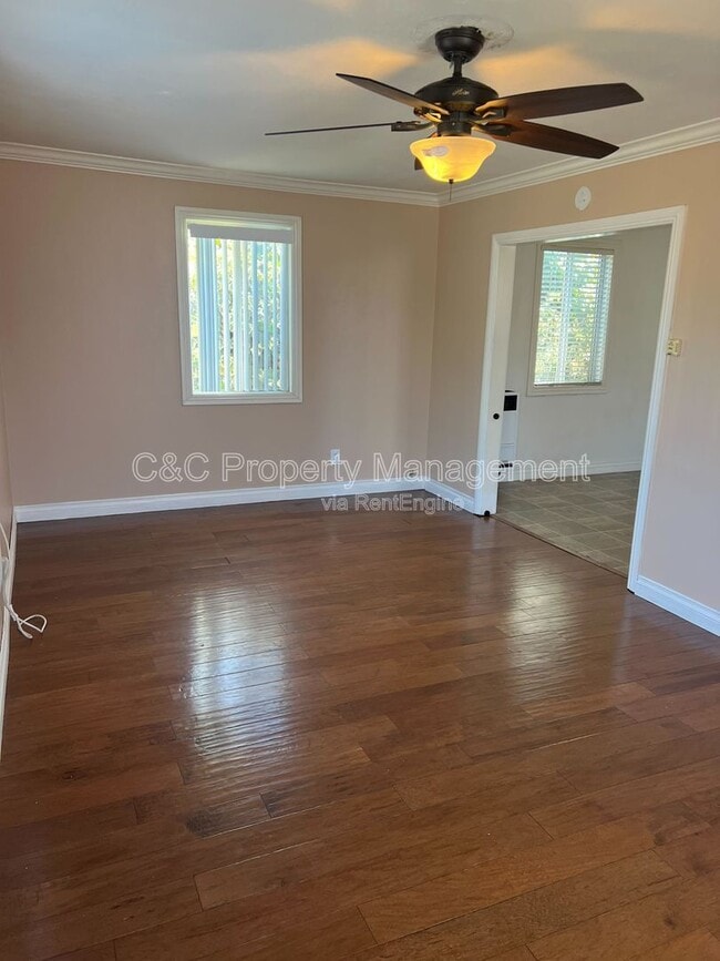 Building Photo - 379 E 16th St