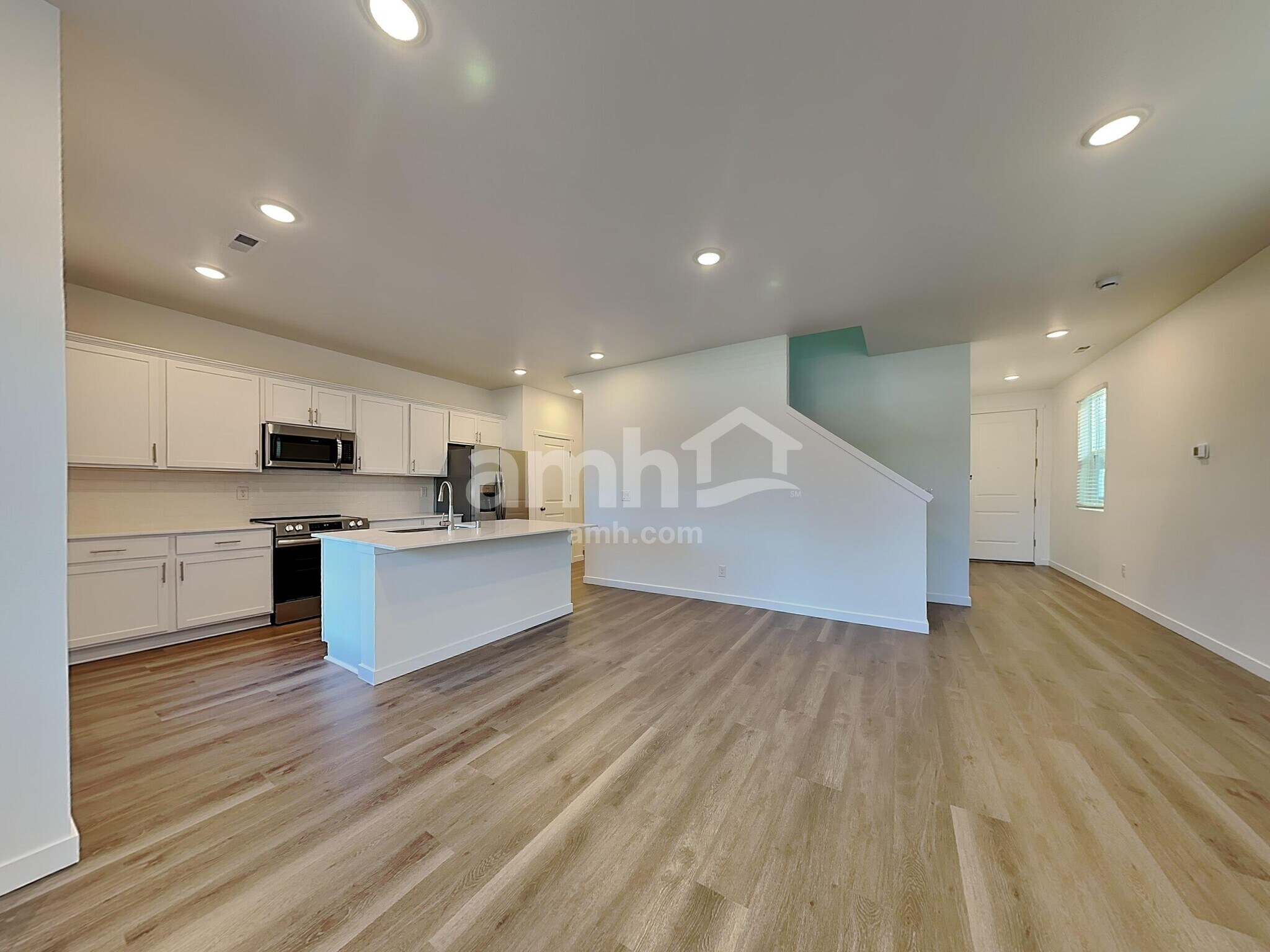 Building Photo - 5118 Turnstone St SE