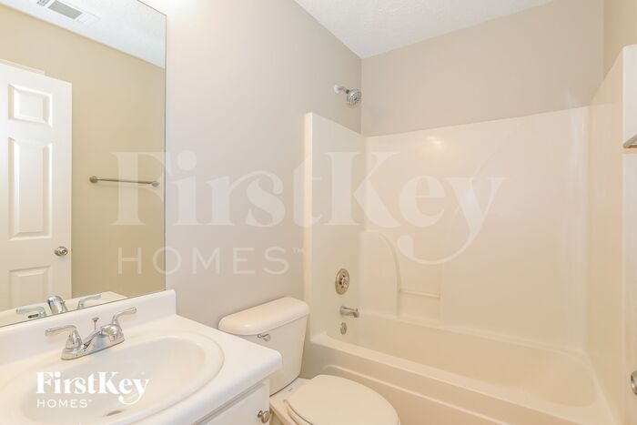 Building Photo - 1139 Otis Dr