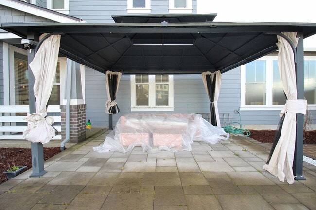 Building Photo - 3923 SE 70th Ave