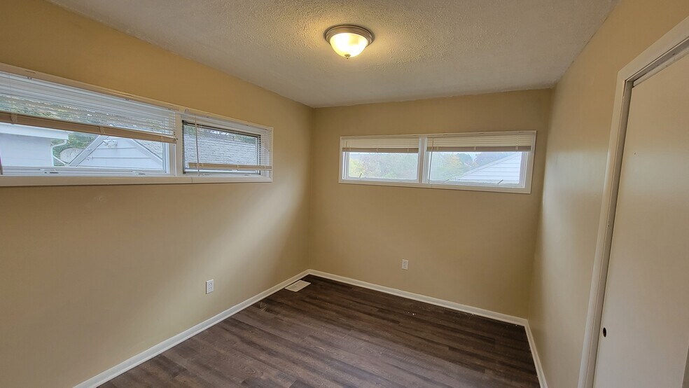 Building Photo - 431 Delmar Ave