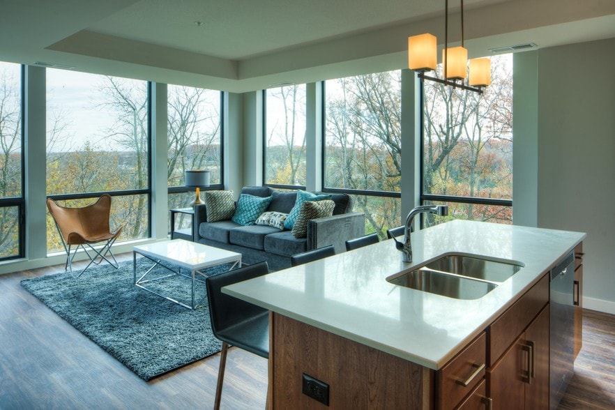 Living - The Island Residences