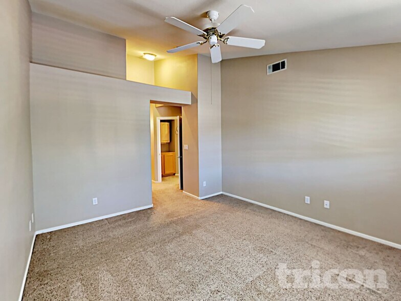 Building Photo - 6529 Sundown Heights Ave