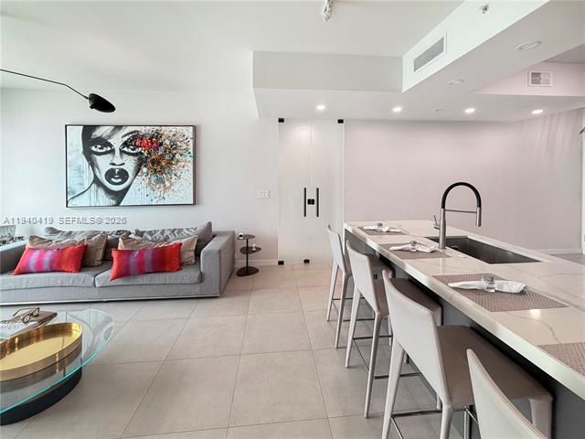 Building Photo - 31 SE 5th St