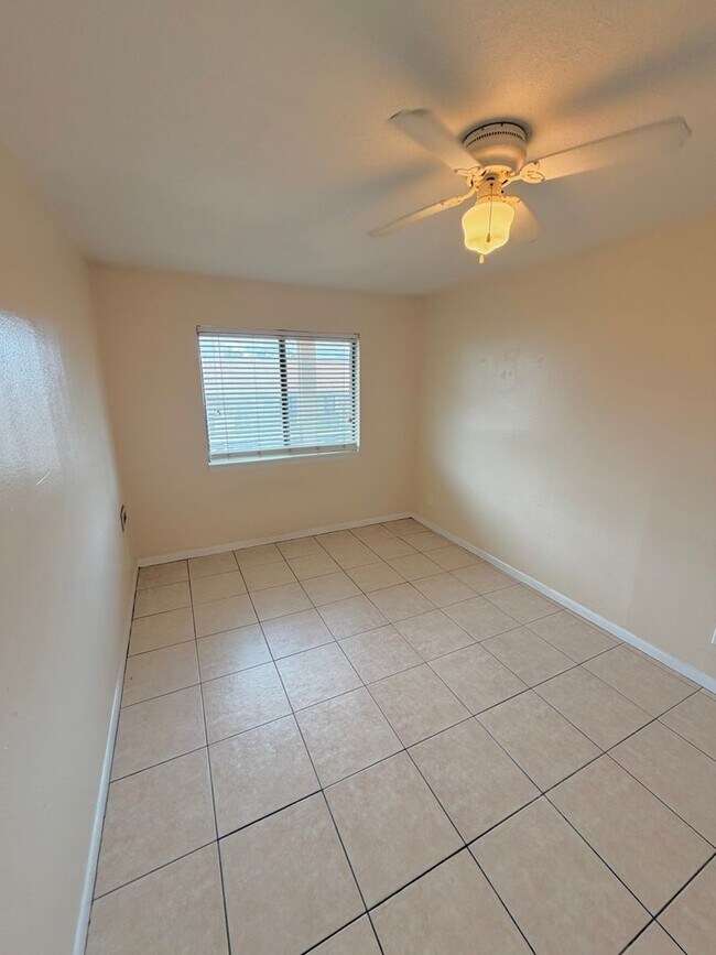 Building Photo - 1/1 RENEGADE CONDO UNIT AVAILABLE SUMMER 2026