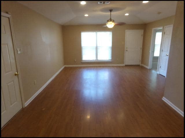 Building Photo - 2704 Timbermist Cir