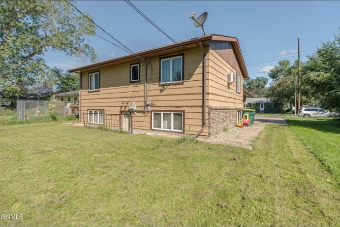 Building Photo - 333 W Ingals Ave