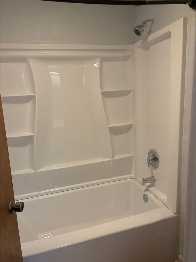 Building Photo - 3 B/R 2 BA Beautiful Home in Yuba City- AVAILABLE NOW!