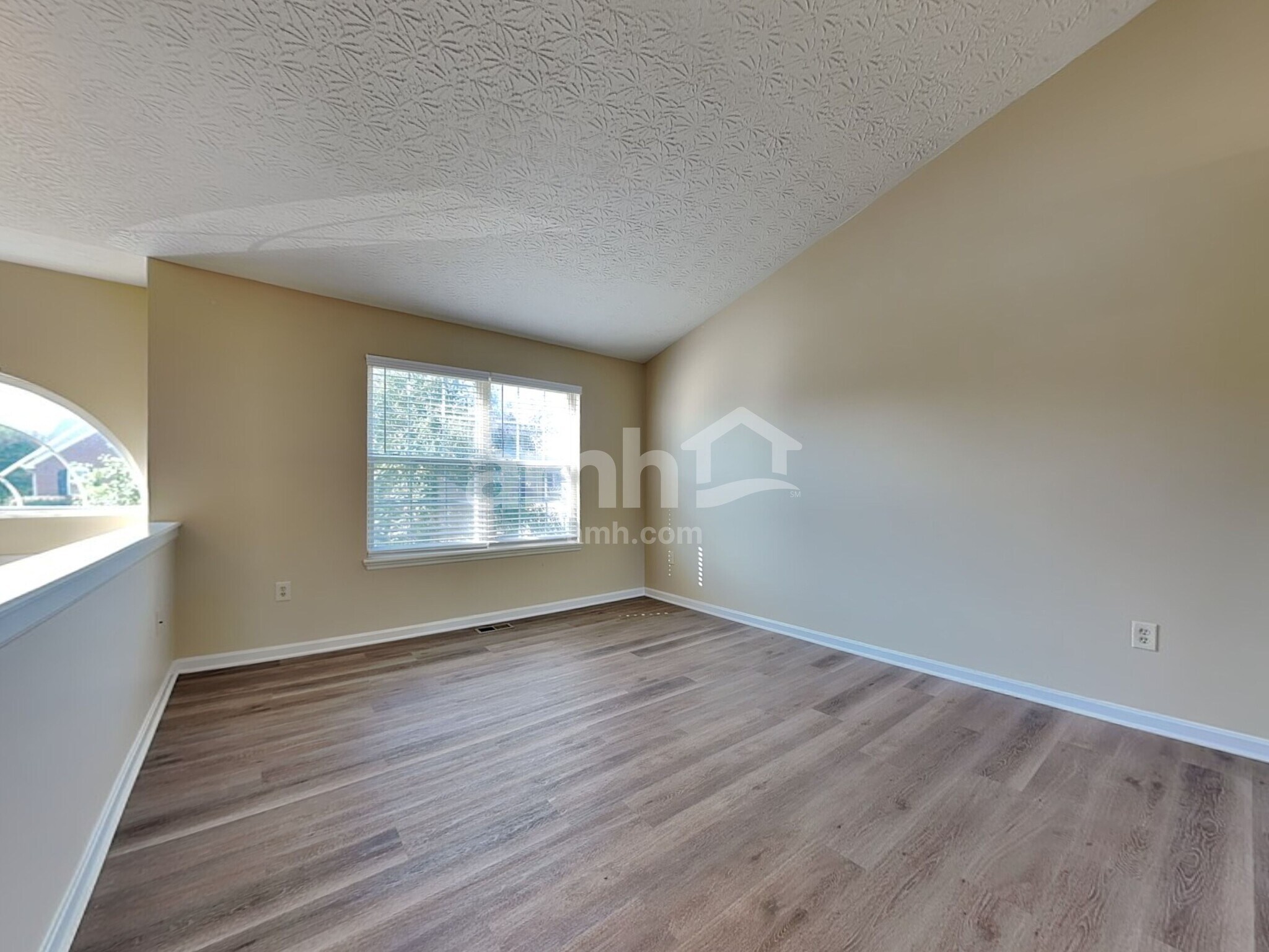 Building Photo - 2776 Shamu Dr