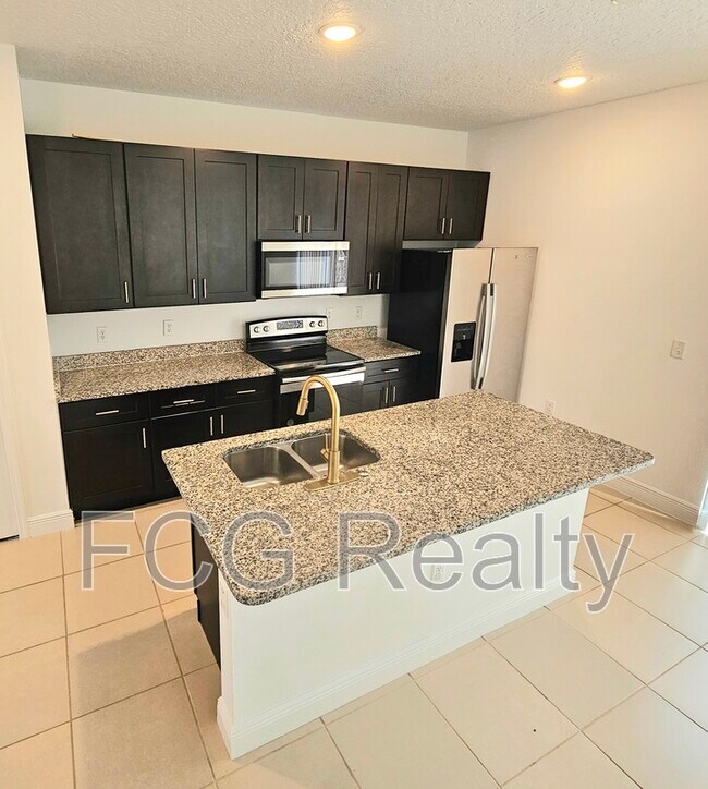 Building Photo - 15772 SW 37th Cir