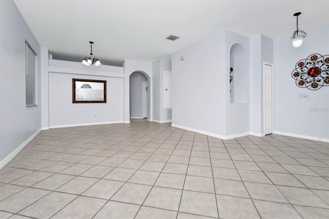 Building Photo - 9821 Bennington Chase Dr