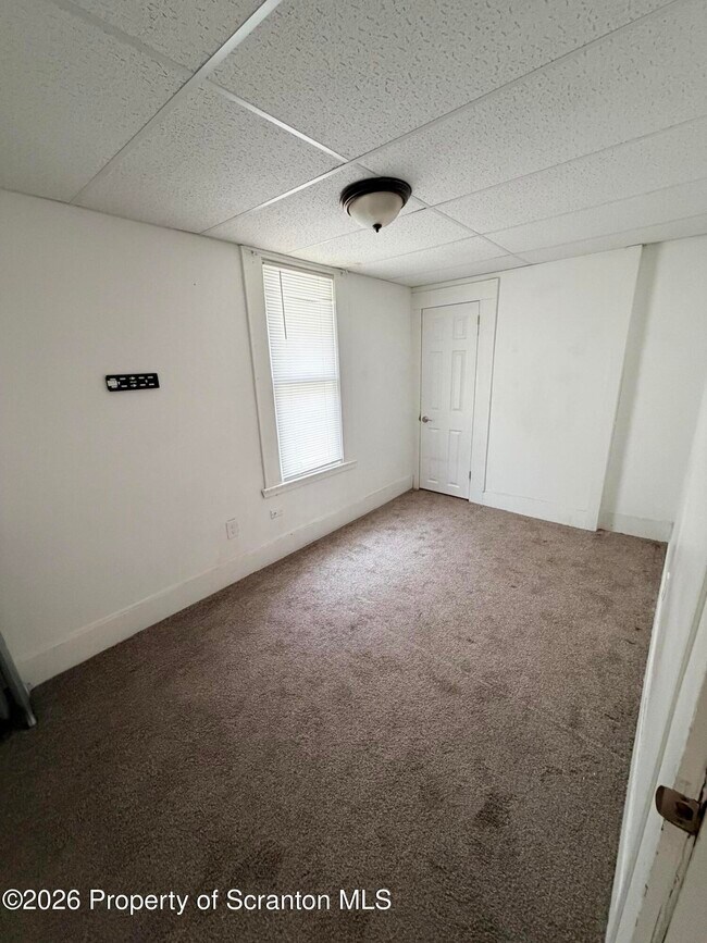 Building Photo - 317 10th Ave