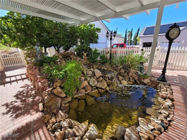 Building Photo - 5110 N Valadez St