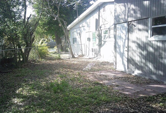 Building Photo - 1060 65th St S