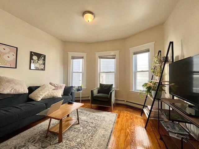 Building Photo - 16 Landers St