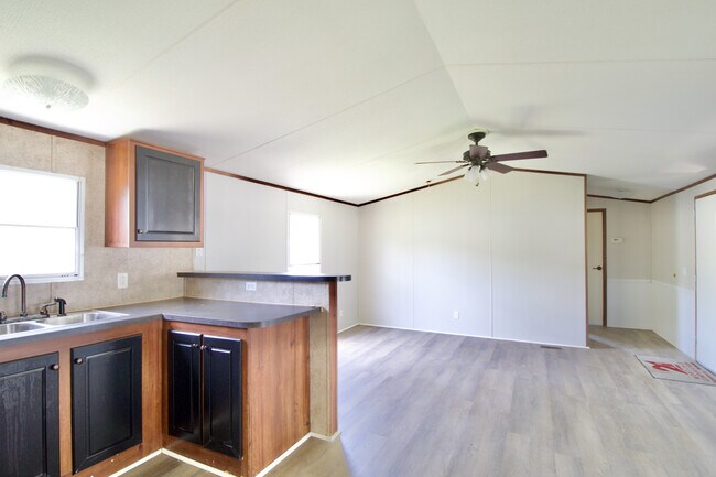 Building Photo - 34 Rabbit Run