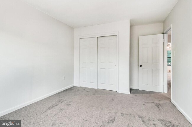 Building Photo - 3964 Rosebay Ct