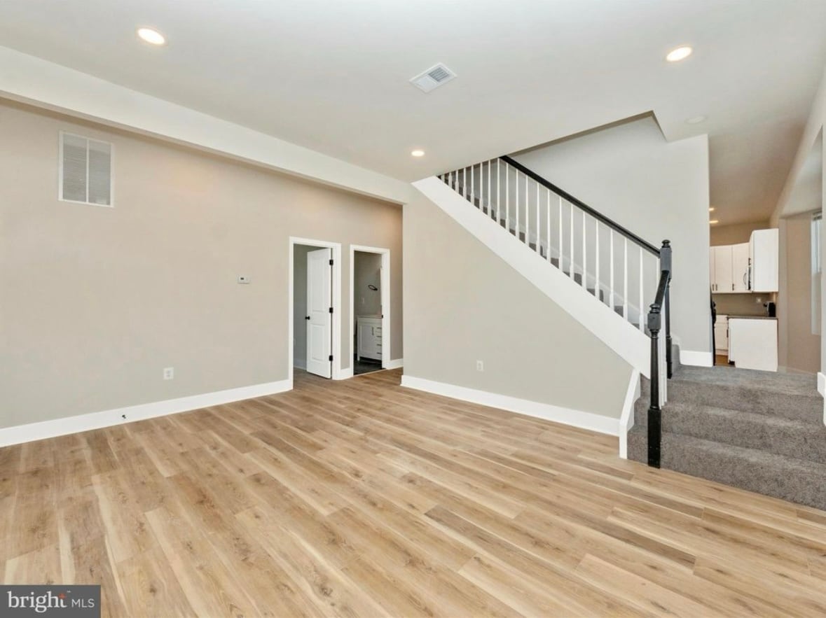 Building Photo - 2919 Woodland Ave