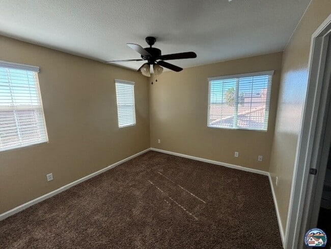 Building Photo - 1364 Valleyview Ave