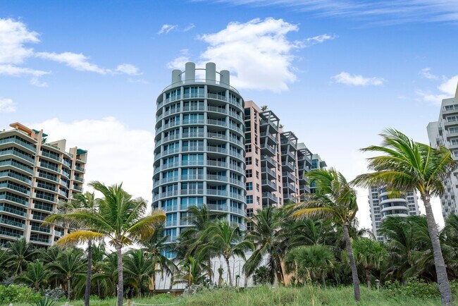 Building Photo - 1500 Ocean Dr