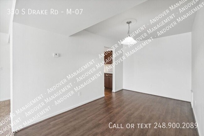 Building Photo - 330 S Drake Rd