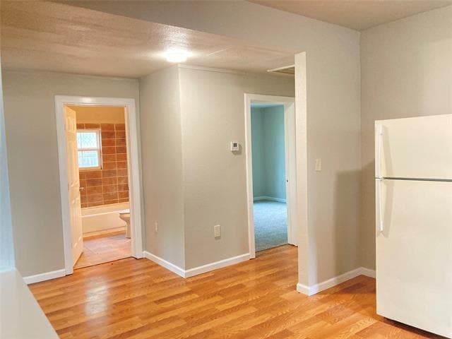 Building Photo - 104 May Ave