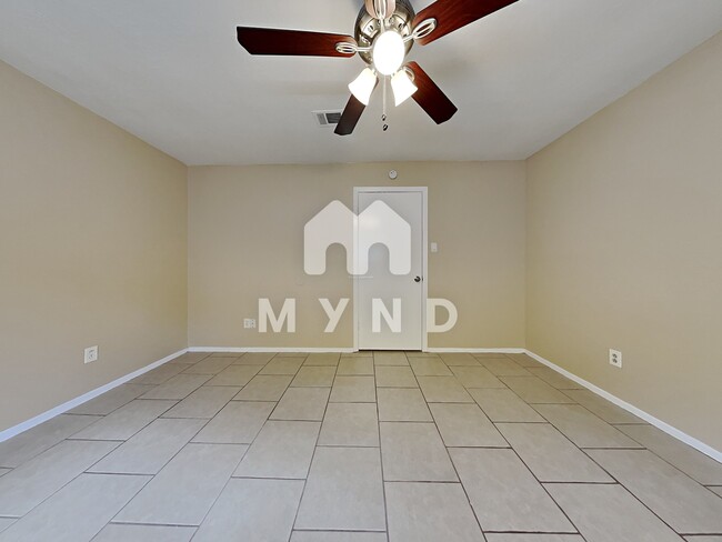 Building Photo - 5130 Prairie Ridge Rd
