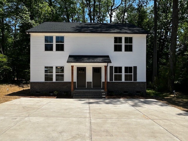 Building Photo - 559 W Park Ave