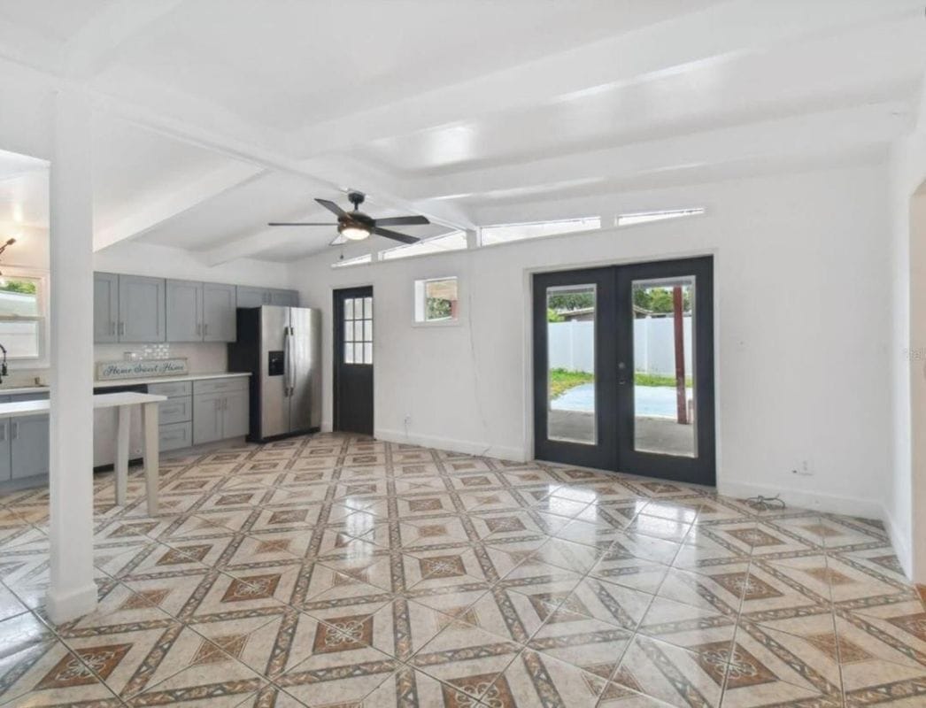 Building Photo - 7704 Patrician Pl