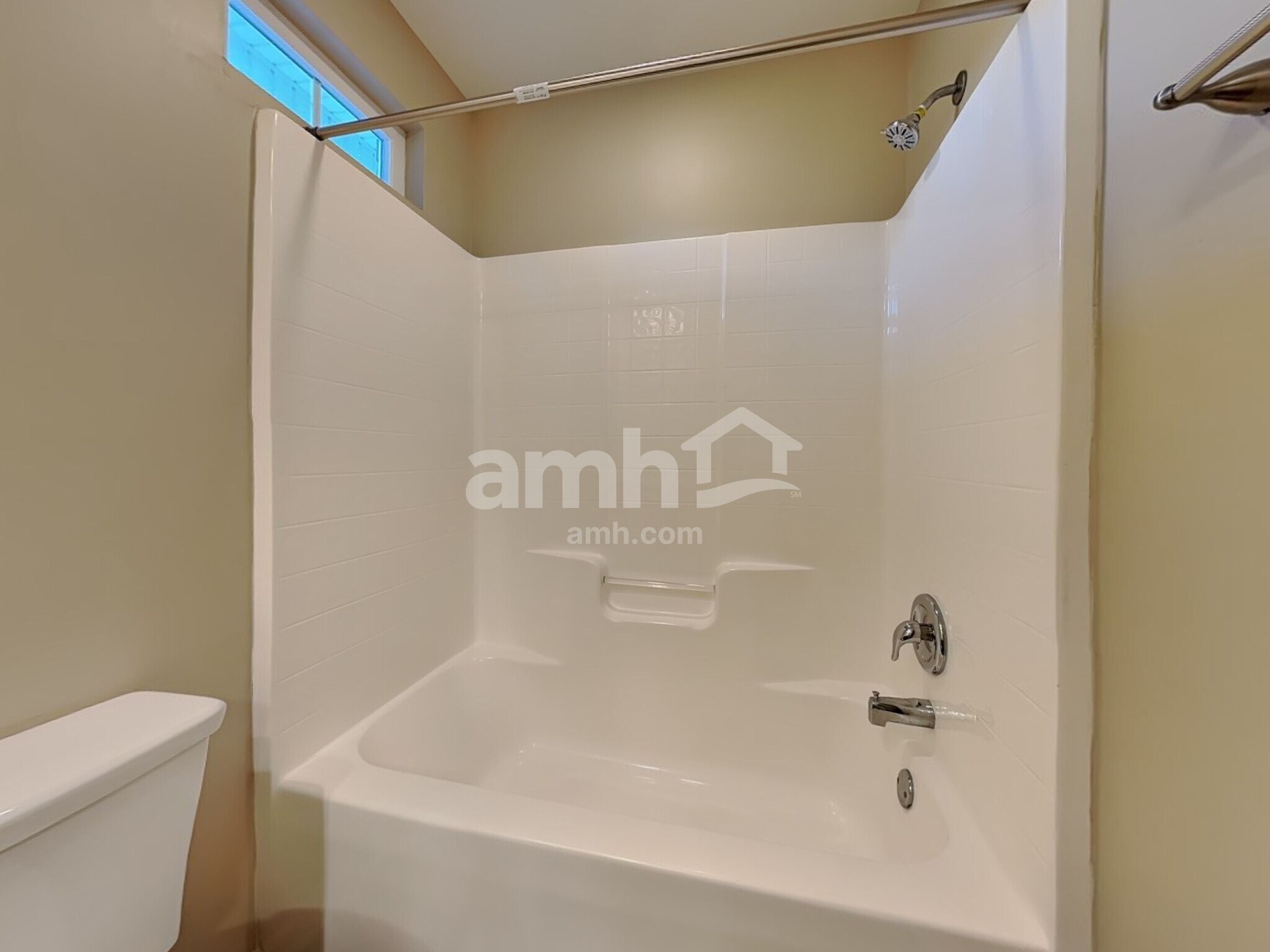 Building Photo - 352 Brighton Woods Dr