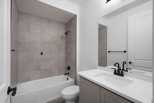 Building Photo - Coming Soon! | Modern | 3Bed/2Bath | Desirable Rio Rancho | Pets Welcome