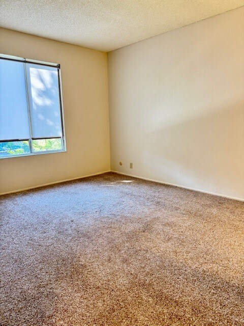 Building Photo - 5425 Concord Blvd