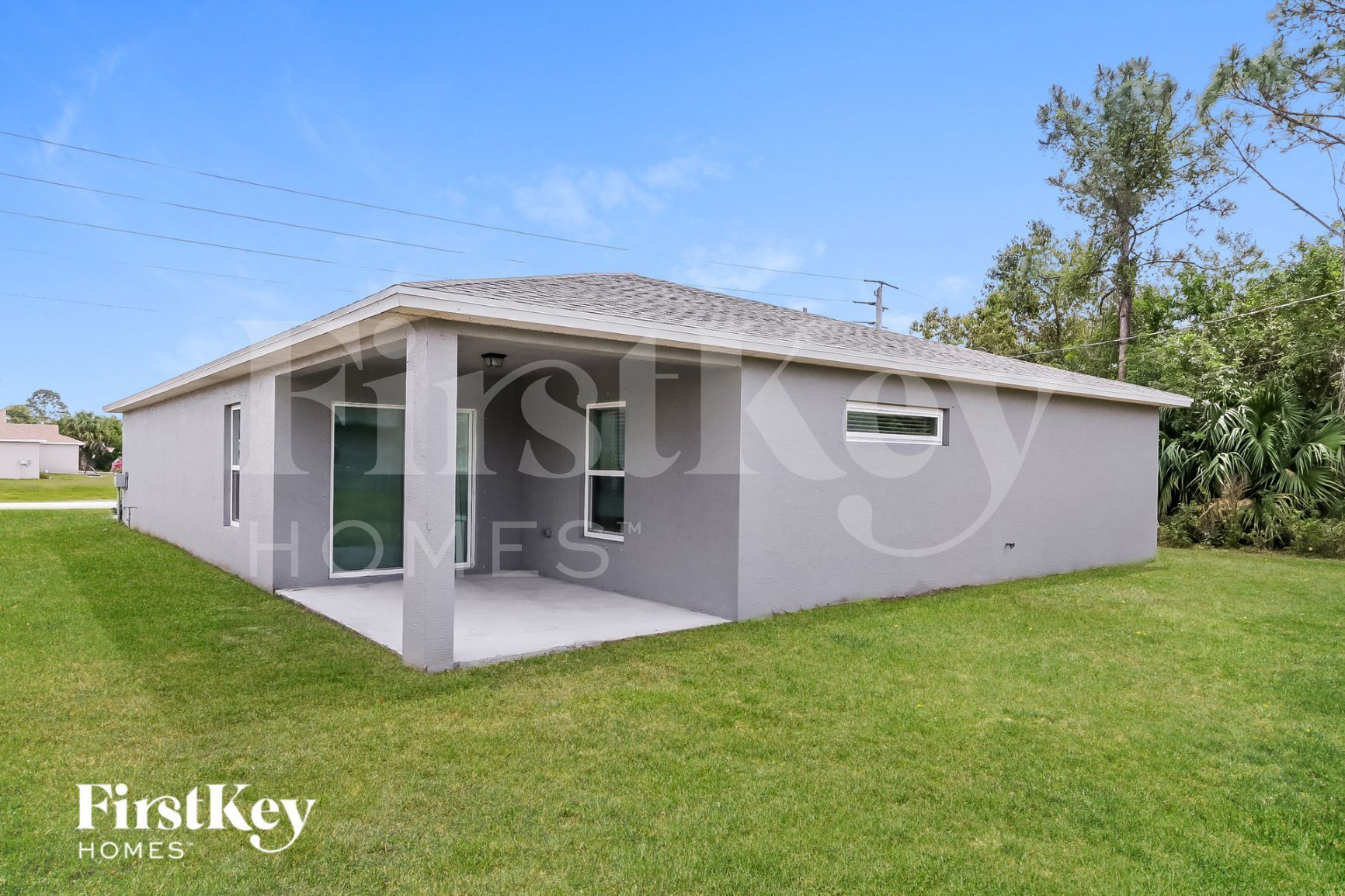 Building Photo - 4522 SW Savona Blvd