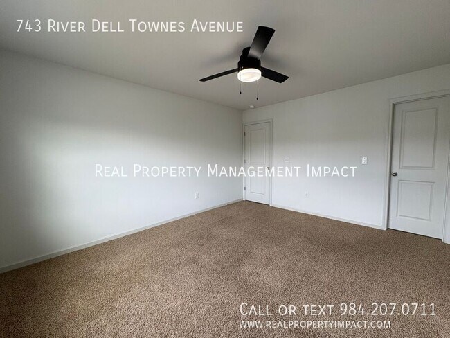 Building Photo - 743 River Dell Townes Ave.