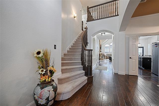 Building Photo - 2400 Sweet Grass Trail